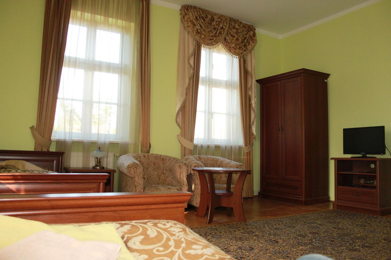 Palac W Nosowie Nosowo Kültér fotó
